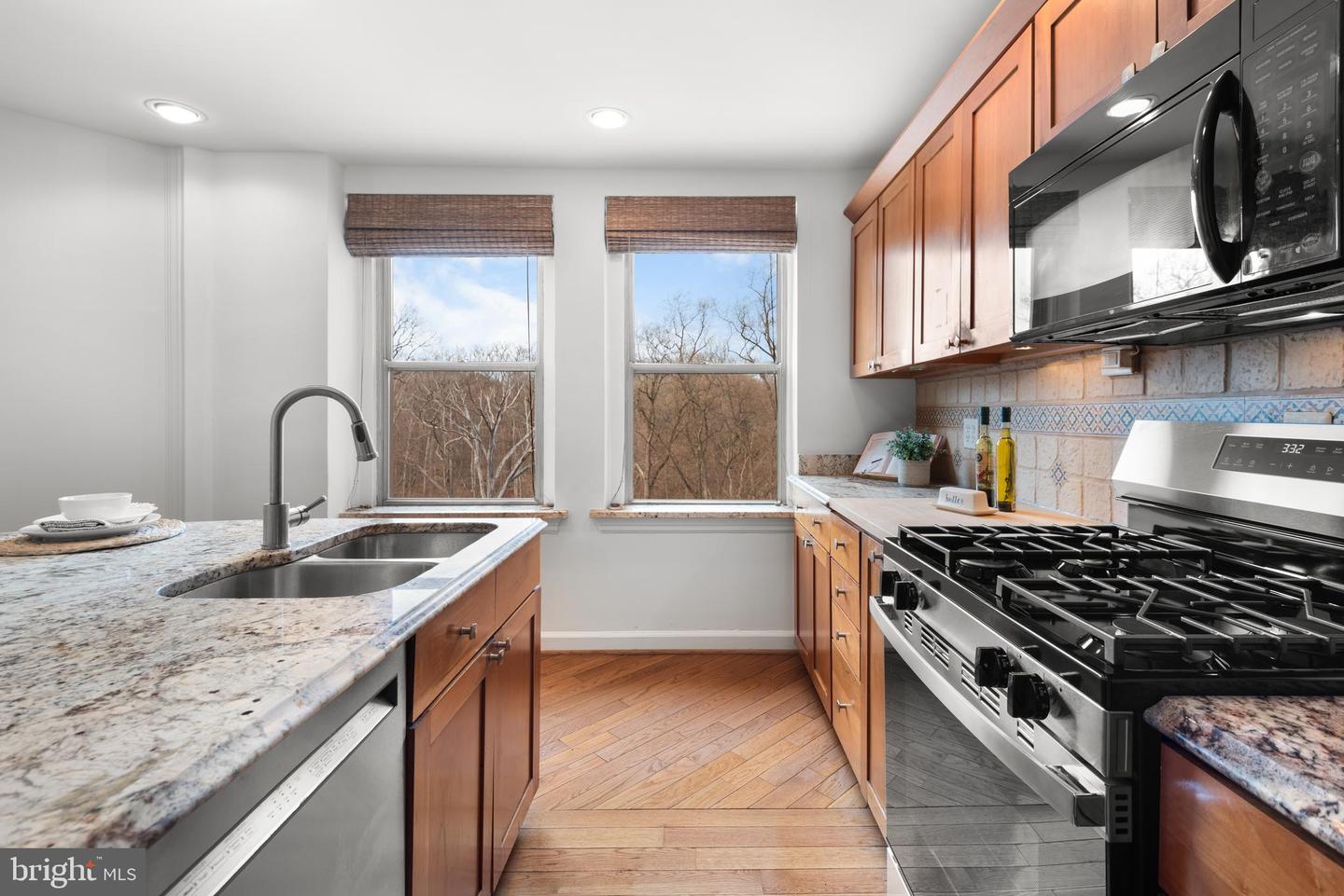 3601 CONNECTICUT AVE NW #410, WASHINGTON, District Of Columbia 20008, 2 Bedrooms Bedrooms, ,2 BathroomsBathrooms,Residential,For sale,3601 CONNECTICUT AVE NW #410,DCDC2187374 MLS # DCDC2187374