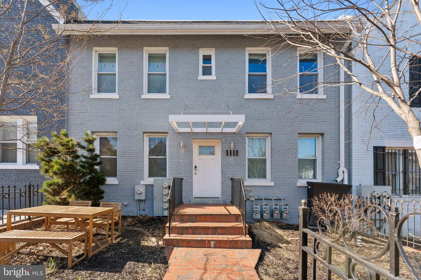 1111 PENN ST NE #4, WASHINGTON, District Of Columbia 20002, 1 Bedroom Bedrooms, ,1 BathroomBathrooms,Residential,For sale,1111 PENN ST NE #4,DCDC2188878 MLS # DCDC2188878