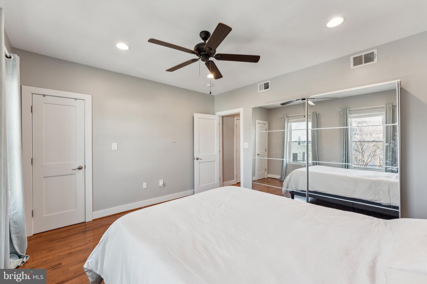 1111 PENN ST NE #4, WASHINGTON, District Of Columbia 20002, 1 Bedroom Bedrooms, ,1 BathroomBathrooms,Residential,For sale,1111 PENN ST NE #4,DCDC2188878 MLS # DCDC2188878