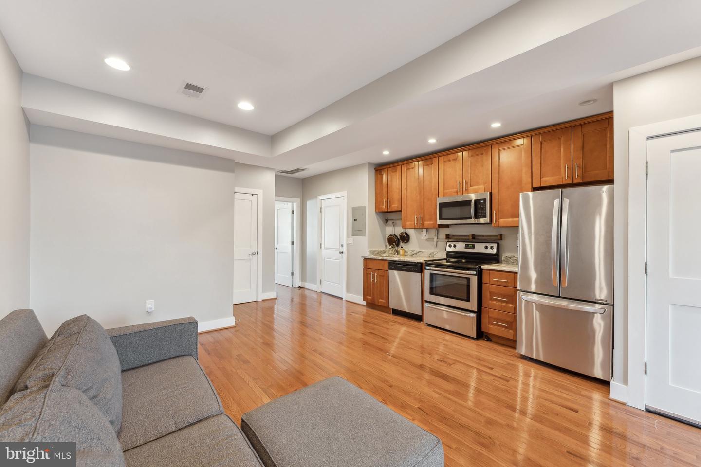 1111 PENN ST NE #4, WASHINGTON, District Of Columbia 20002, 1 Bedroom Bedrooms, ,1 BathroomBathrooms,Residential,For sale,1111 PENN ST NE #4,DCDC2188878 MLS # DCDC2188878