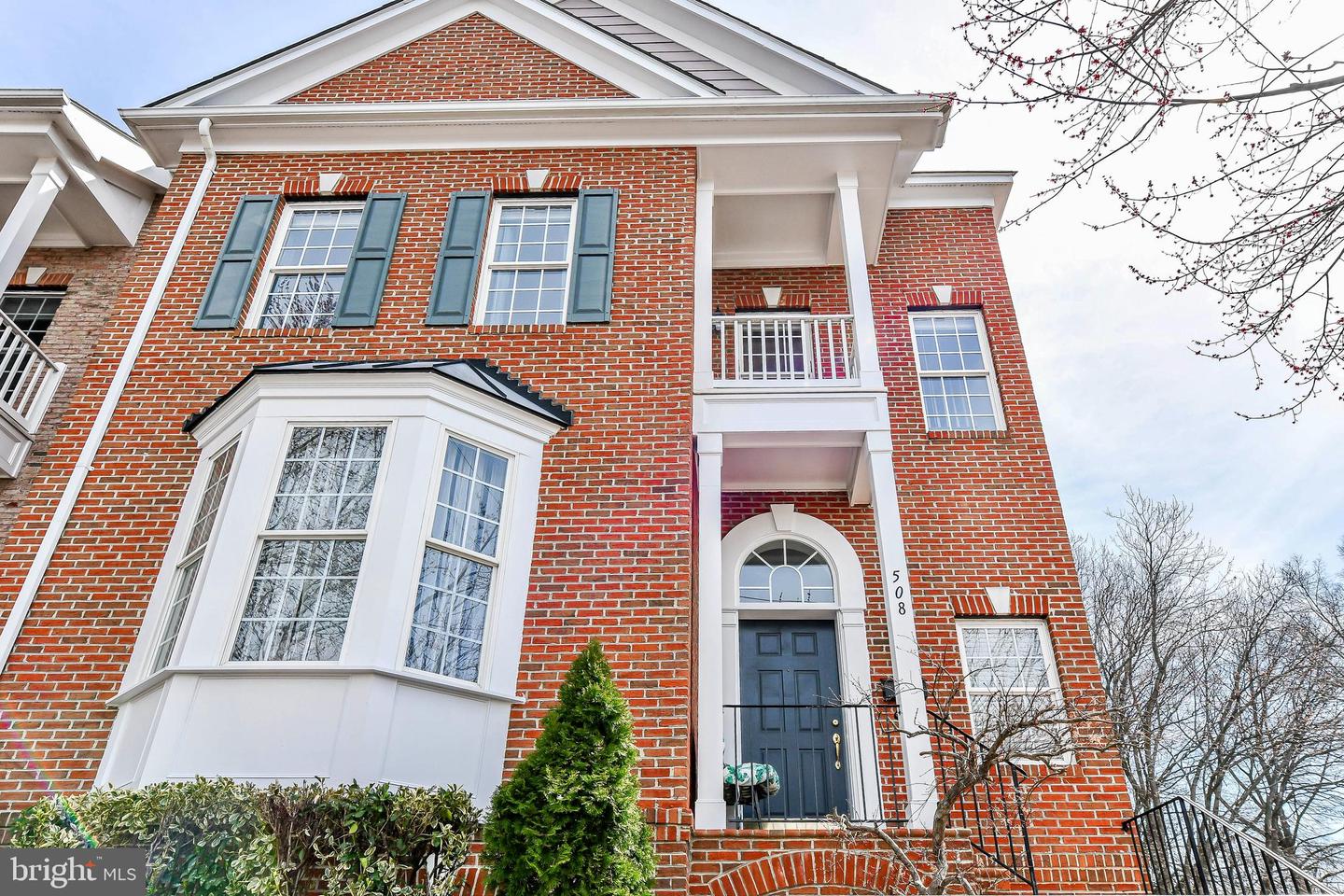 508 S FAYETTE ST S, ALEXANDRIA, Virginia 22314, 3 Bedrooms Bedrooms, ,3 BathroomsBathrooms,Residential,For sale,508 S FAYETTE ST S,VAAX2042698 MLS # VAAX2042698