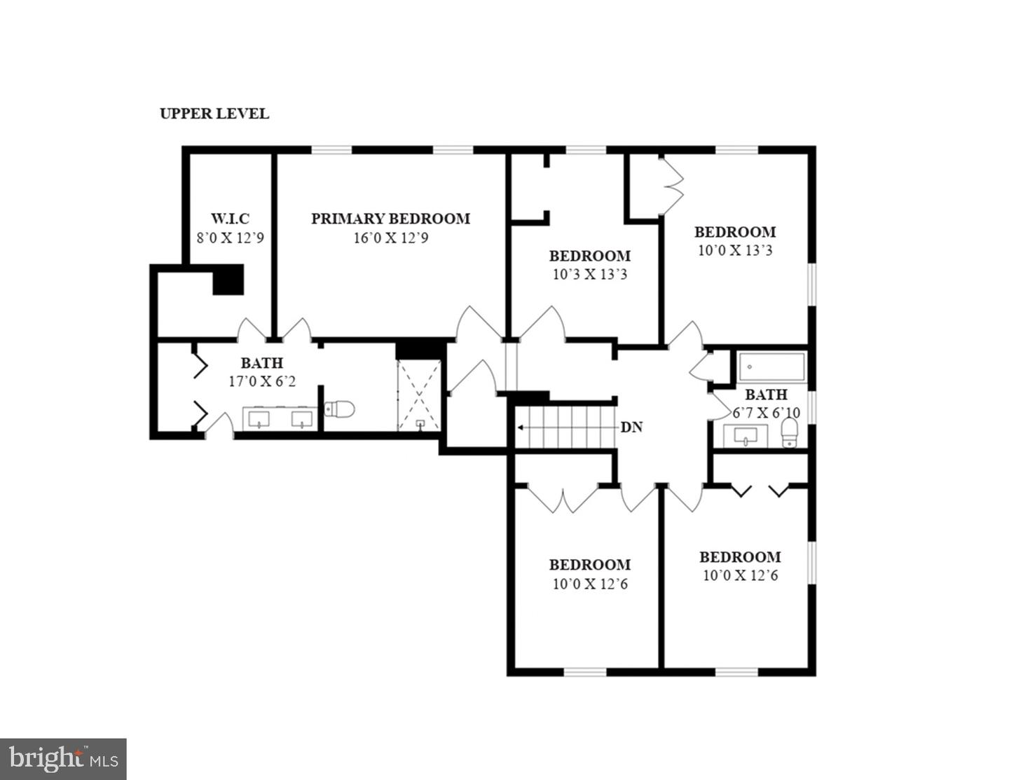 3718 CARRIAGE HOUSE CT, ALEXANDRIA, Virginia 22309, 5 Bedrooms Bedrooms, ,2 BathroomsBathrooms,Residential,For sale,3718 CARRIAGE HOUSE CT,VAFX2227250 MLS # VAFX2227250