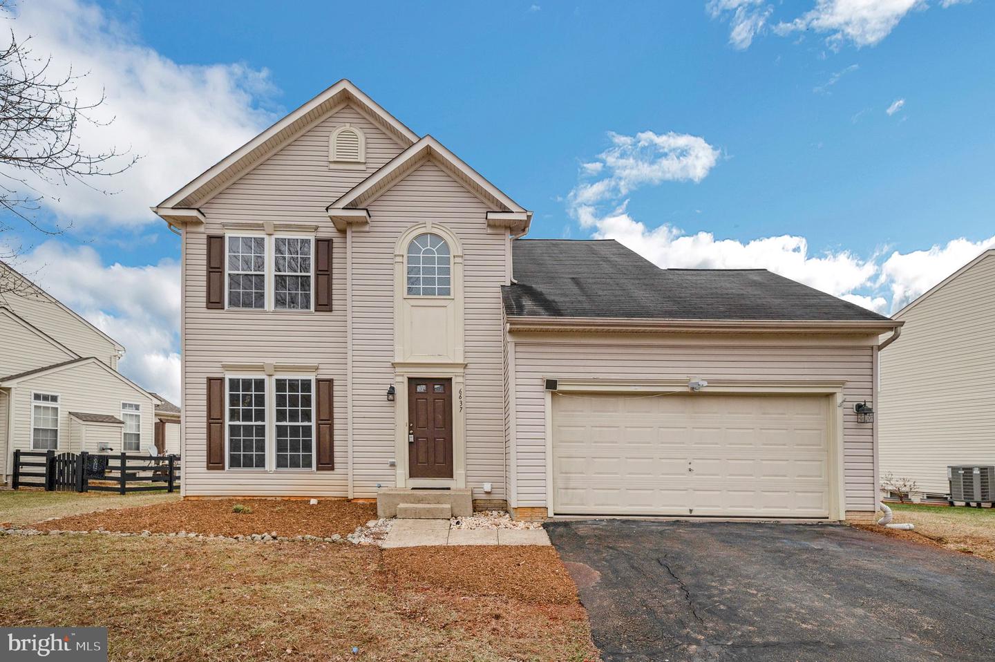 6637 CLARKES MEADOW DR, BEALETON, Virginia 22712, 3 Bedrooms Bedrooms, ,3 BathroomsBathrooms,Residential,For sale,6637 CLARKES MEADOW DR,VAFQ2015446 MLS # VAFQ2015446