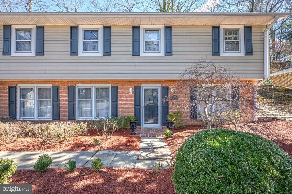 6107 HOLLY TREE DR, ALEXANDRIA, Virginia 22310, 4 Bedrooms Bedrooms, ,2 BathroomsBathrooms,Residential,For sale,6107 HOLLY TREE DR,VAFX2224088 MLS # VAFX2224088