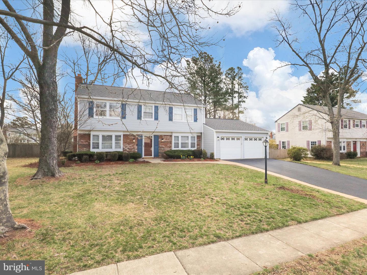 4103 PEONY WAY, FAIRFAX, Virginia 22033, 4 Bedrooms Bedrooms, ,2 BathroomsBathrooms,Residential,For sale,4103 PEONY WAY,VAFX2224264 MLS # VAFX2224264