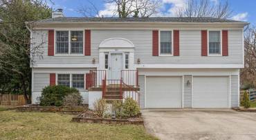 1631 HIDDENBROOK DR, HERNDON, Virginia 20170, 3 Bedrooms Bedrooms, ,3 BathroomsBathrooms,Residential,For sale,1631 HIDDENBROOK DR,VAFX2225792 MLS # VAFX2225792