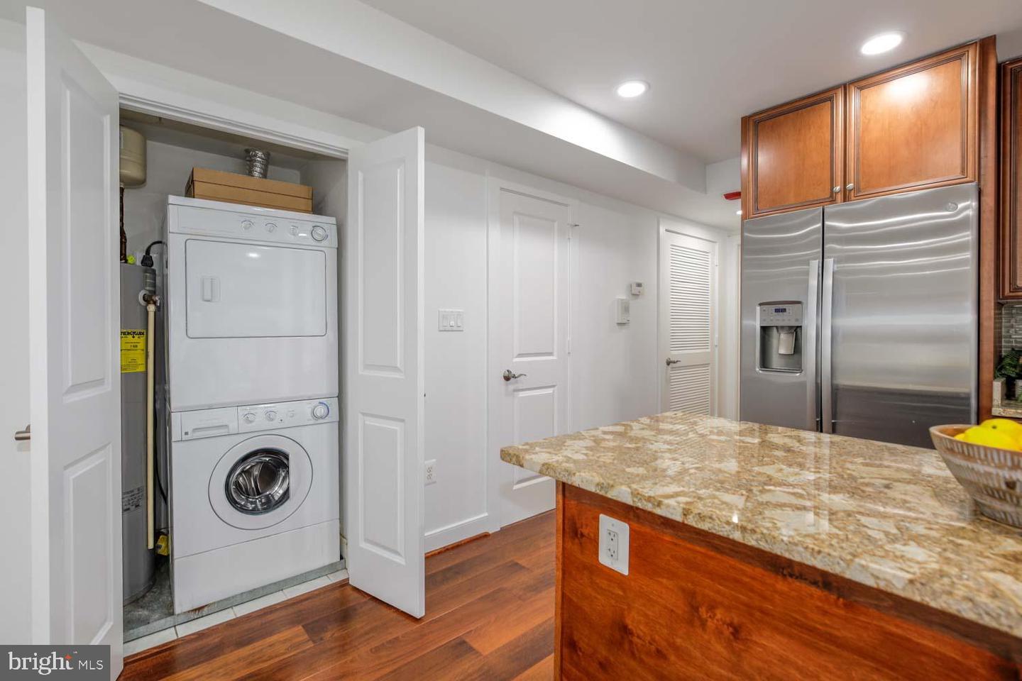 424 EAST CAPITOL ST NE #2, WASHINGTON, District Of Columbia 20003, 1 Bedroom Bedrooms, ,1 BathroomBathrooms,Residential,For sale,424 EAST CAPITOL ST NE #2,DCDC2189718 MLS # DCDC2189718