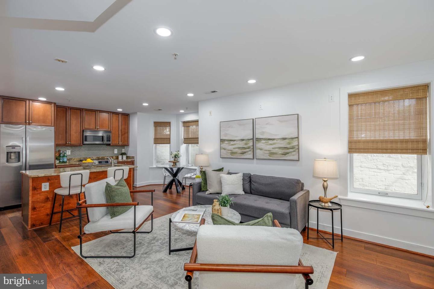 424 EAST CAPITOL ST NE #2, WASHINGTON, District Of Columbia 20003, 1 Bedroom Bedrooms, ,1 BathroomBathrooms,Residential,For sale,424 EAST CAPITOL ST NE #2,DCDC2189718 MLS # DCDC2189718