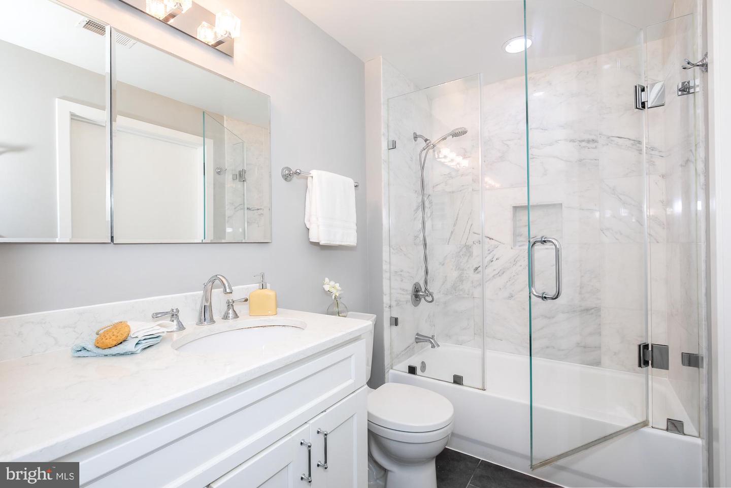 2120 VERMONT AVE NW #520, WASHINGTON, District Of Columbia 20001, 1 Bedroom Bedrooms, ,1 BathroomBathrooms,Residential,For sale,2120 VERMONT AVE NW #520,DCDC2189896 MLS # DCDC2189896