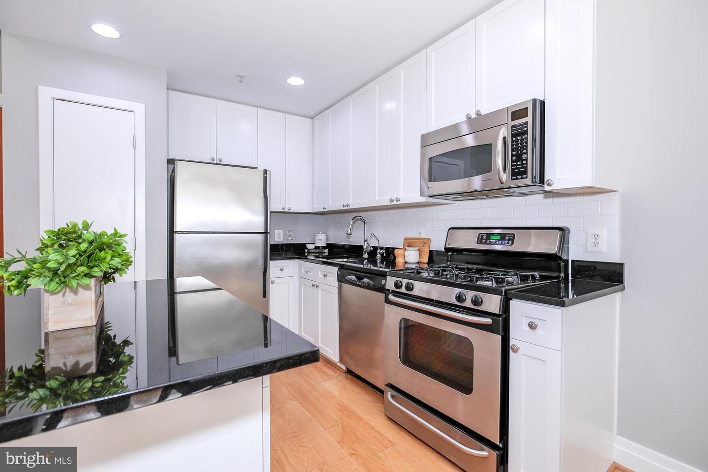 2120 VERMONT AVE NW #520, WASHINGTON, District Of Columbia 20001, 1 Bedroom Bedrooms, ,1 BathroomBathrooms,Residential,For sale,2120 VERMONT AVE NW #520,DCDC2189896 MLS # DCDC2189896