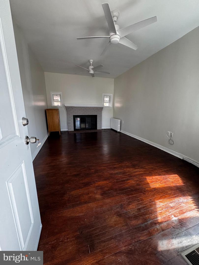 919 S MONROE ST, ARLINGTON, Virginia 22204, ,Land,For sale,919 S MONROE ST,VAAR2054902 MLS # VAAR2054902