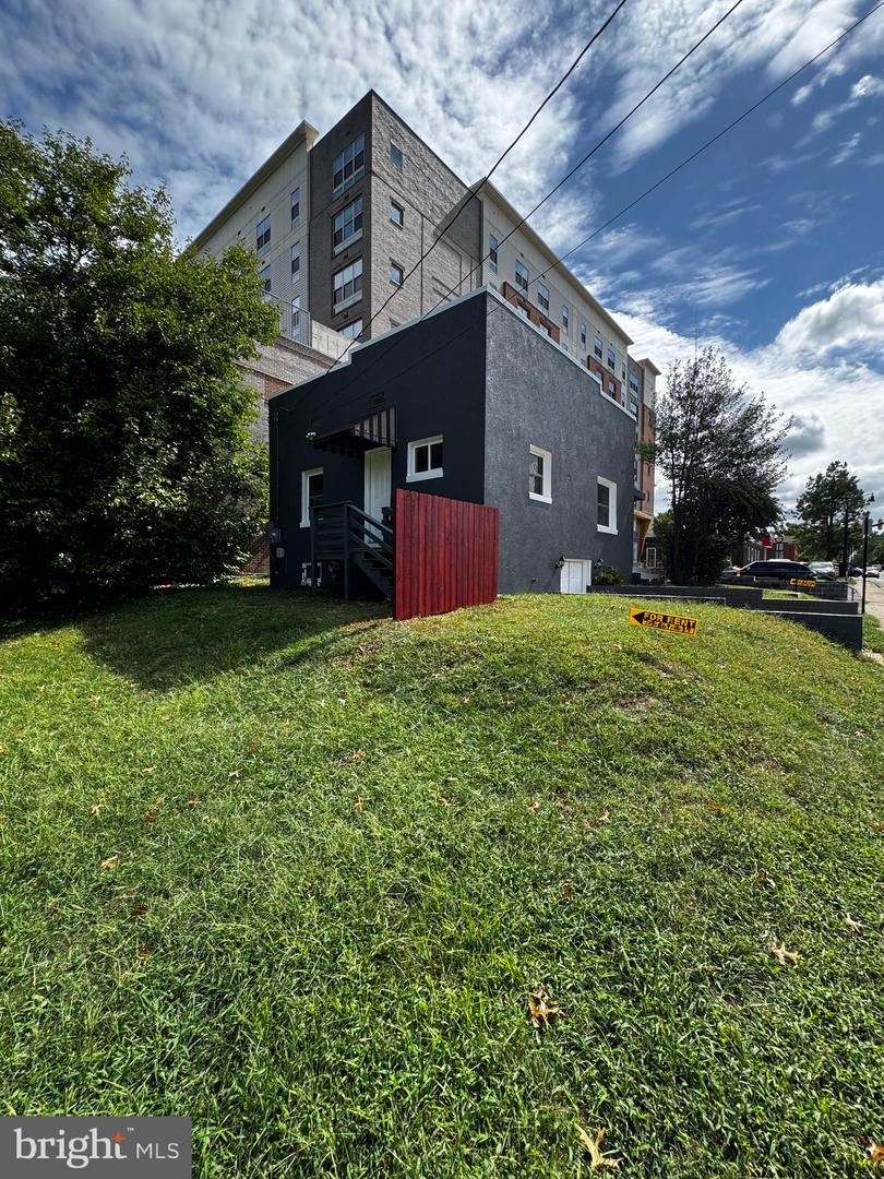 919 S MONROE ST, ARLINGTON, Virginia 22204, ,Land,For sale,919 S MONROE ST,VAAR2054902 MLS # VAAR2054902