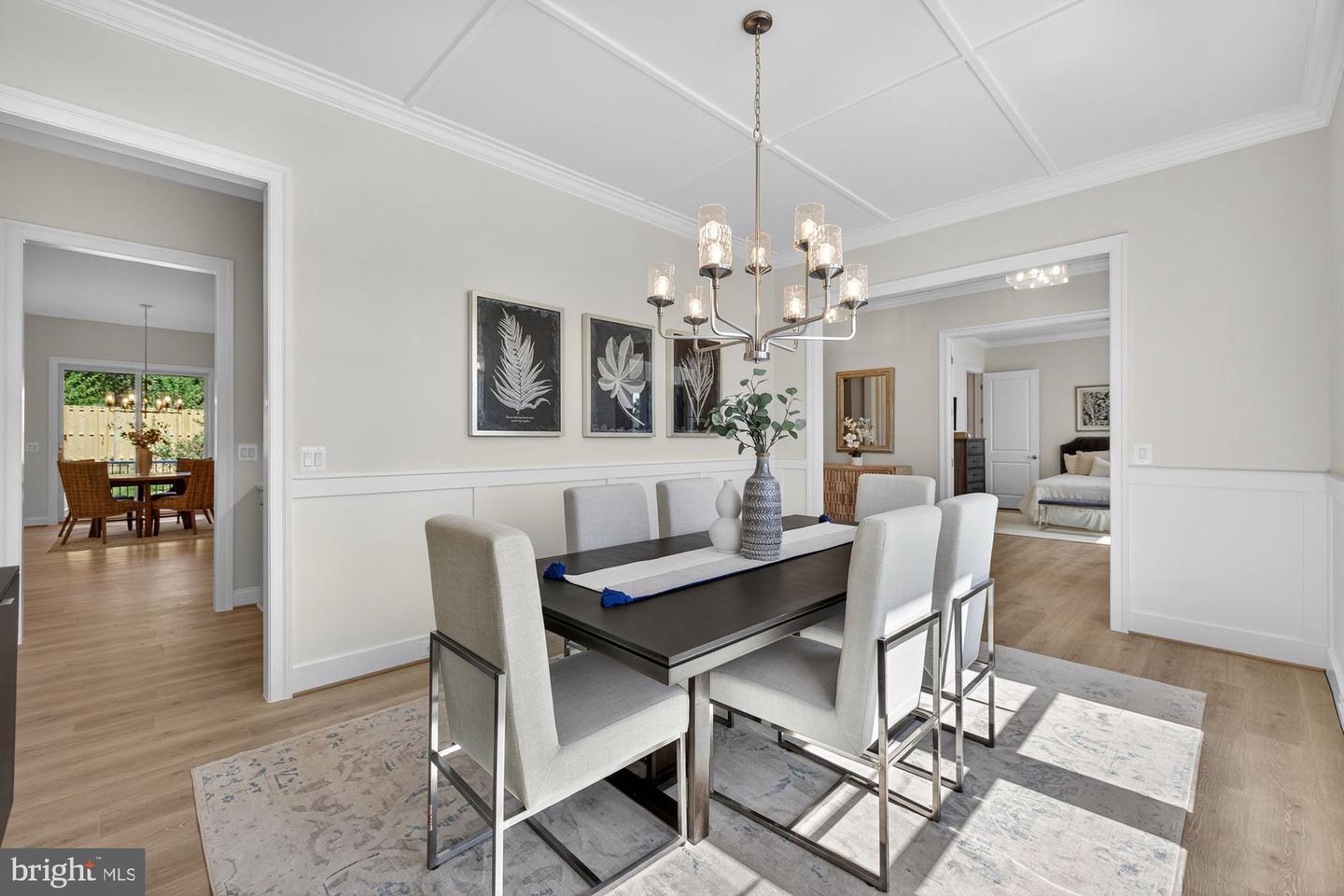 910 FAIRWAY DR NE, VIENNA, Virginia 22180, 6 Bedrooms Bedrooms, ,6 BathroomsBathrooms,Residential,For sale,910 FAIRWAY DR NE,VAFX2228436 MLS # VAFX2228436