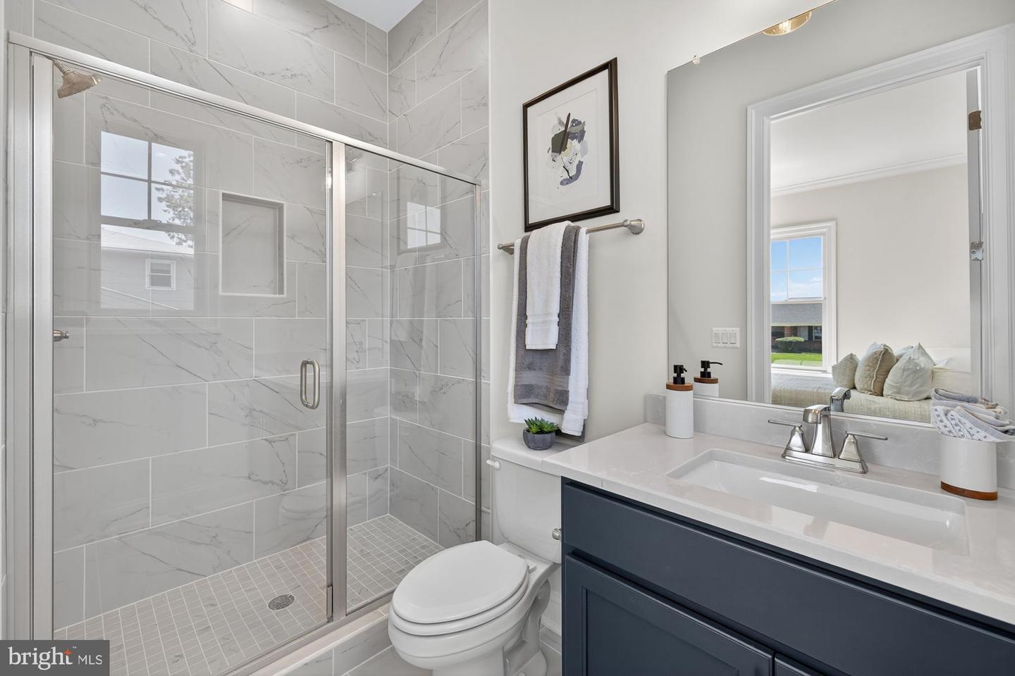 910 FAIRWAY DR NE, VIENNA, Virginia 22180, 6 Bedrooms Bedrooms, ,6 BathroomsBathrooms,Residential,For sale,910 FAIRWAY DR NE,VAFX2228436 MLS # VAFX2228436