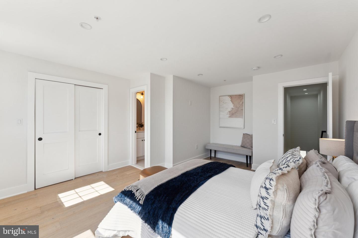 6 ADAMS ST NW #2, WASHINGTON, District Of Columbia 20001, 3 Bedrooms Bedrooms, ,3 BathroomsBathrooms,Residential,For sale,6 ADAMS ST NW #2,DCDC2190998 MLS # DCDC2190998