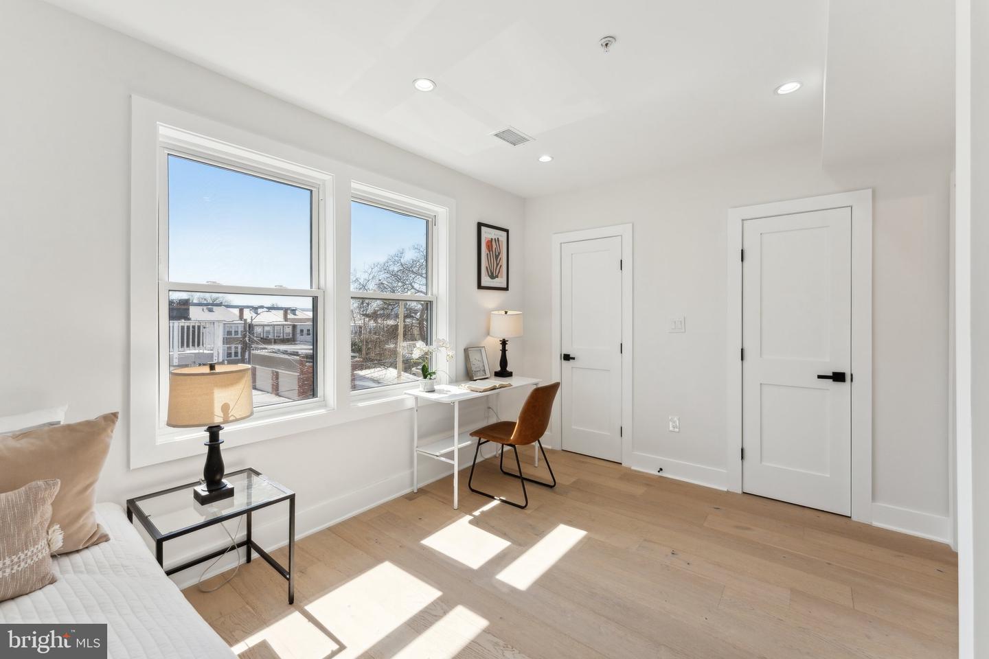 6 ADAMS ST NW #2, WASHINGTON, District Of Columbia 20001, 3 Bedrooms Bedrooms, ,3 BathroomsBathrooms,Residential,For sale,6 ADAMS ST NW #2,DCDC2190998 MLS # DCDC2190998