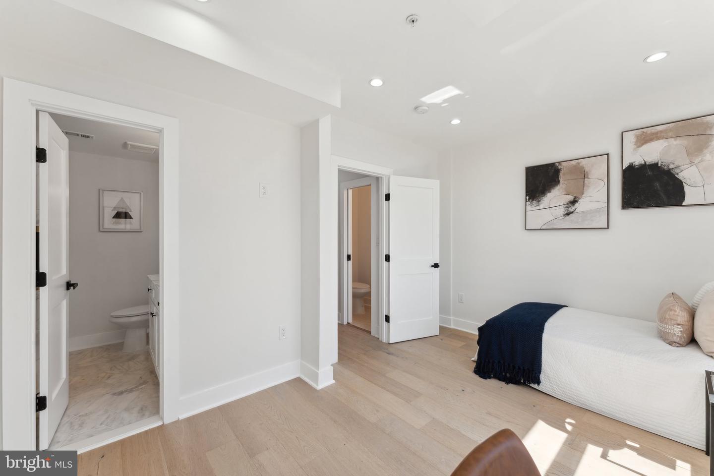 6 ADAMS ST NW #2, WASHINGTON, District Of Columbia 20001, 3 Bedrooms Bedrooms, ,3 BathroomsBathrooms,Residential,For sale,6 ADAMS ST NW #2,DCDC2190998 MLS # DCDC2190998