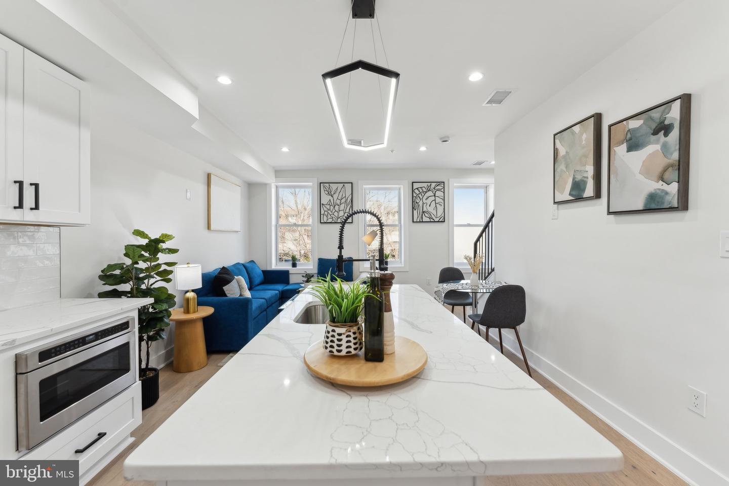 6 ADAMS ST NW #2, WASHINGTON, District Of Columbia 20001, 3 Bedrooms Bedrooms, ,3 BathroomsBathrooms,Residential,For sale,6 ADAMS ST NW #2,DCDC2190998 MLS # DCDC2190998