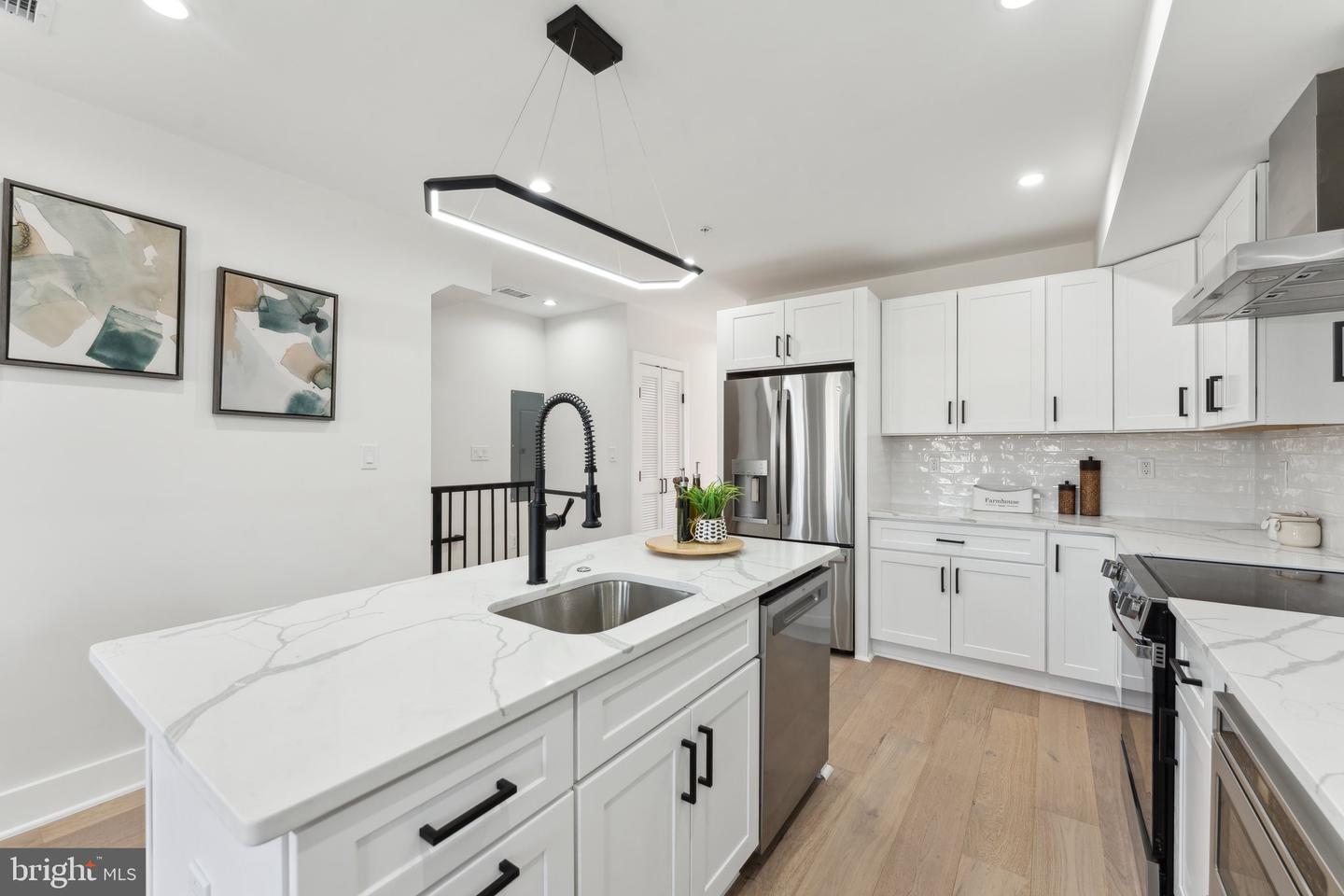 6 ADAMS ST NW #2, WASHINGTON, District Of Columbia 20001, 3 Bedrooms Bedrooms, ,3 BathroomsBathrooms,Residential,For sale,6 ADAMS ST NW #2,DCDC2190998 MLS # DCDC2190998
