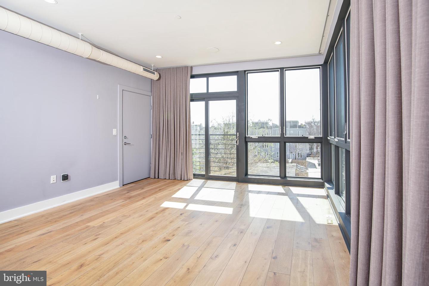 1012 HARVARD ST NW #8, WASHINGTON, District Of Columbia 20001, 2 Bedrooms Bedrooms, ,2 BathroomsBathrooms,Residential,For sale,1012 HARVARD ST NW #8,DCDC2191024 MLS # DCDC2191024