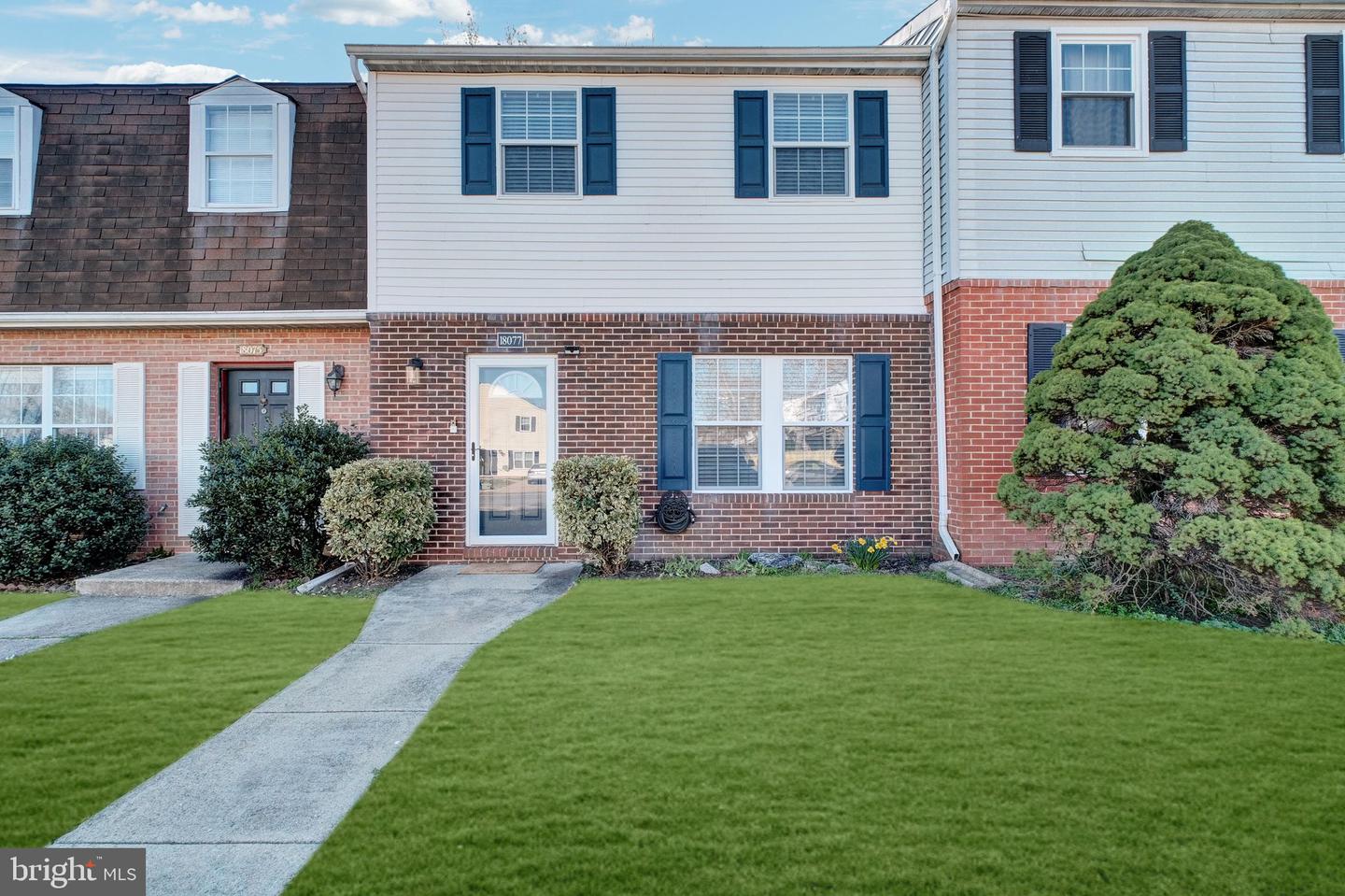 18077 OLDE PORT LN, TRIANGLE, Virginia 22172, 3 Bedrooms Bedrooms, ,2 BathroomsBathrooms,Residential,For sale,18077 OLDE PORT LN,VAPW2090008 MLS # VAPW2090008