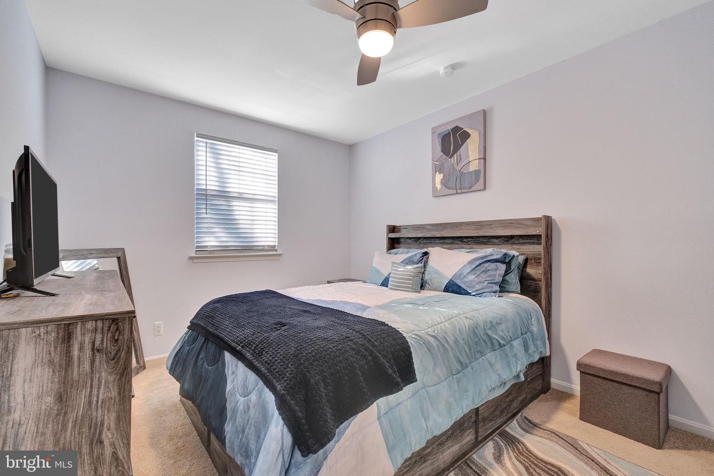 18077 OLDE PORT LN, TRIANGLE, Virginia 22172, 3 Bedrooms Bedrooms, ,2 BathroomsBathrooms,Residential,For sale,18077 OLDE PORT LN,VAPW2090008 MLS # VAPW2090008