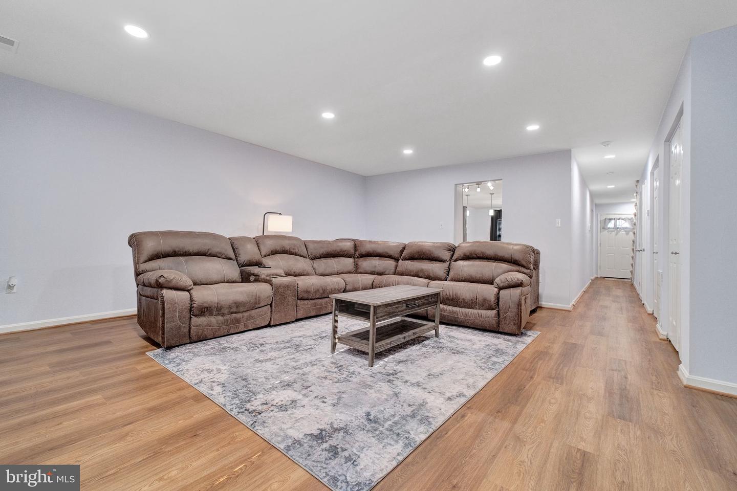 18077 OLDE PORT LN, TRIANGLE, Virginia 22172, 3 Bedrooms Bedrooms, ,2 BathroomsBathrooms,Residential,For sale,18077 OLDE PORT LN,VAPW2090008 MLS # VAPW2090008