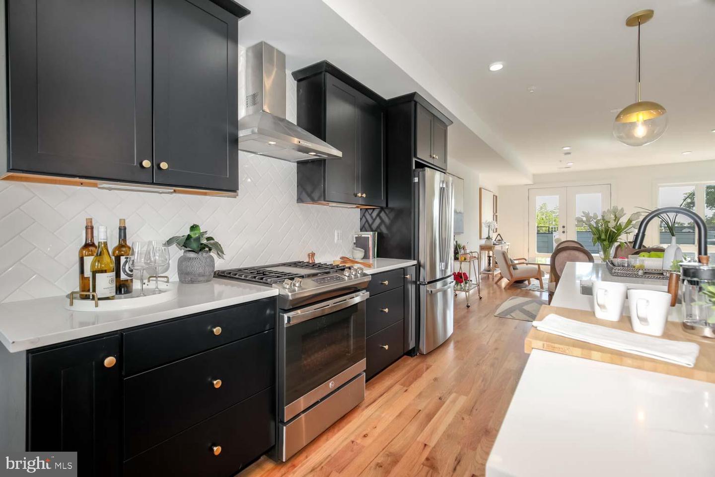 426 MANOR PL NW #3, WASHINGTON, District Of Columbia 20010, 3 Bedrooms Bedrooms, ,2 BathroomsBathrooms,Residential,For sale,426 MANOR PL NW #3,DCDC2191198 MLS # DCDC2191198
