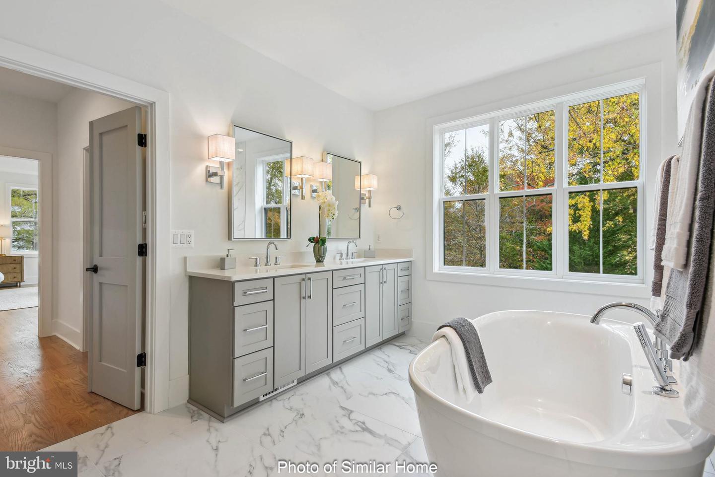 7703 LUNCEFORD LN, FALLS CHURCH, Virginia 22043, 6 Bedrooms Bedrooms, ,2 BathroomsBathrooms,Residential,For sale,7703 LUNCEFORD LN,VAFX2229038 MLS # VAFX2229038