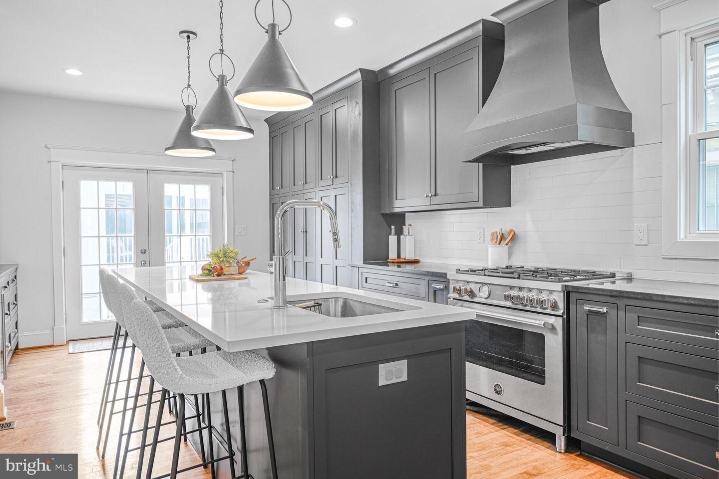 3410 MORRISON ST NW, WASHINGTON, District Of Columbia 20015, 6 Bedrooms Bedrooms, ,6 BathroomsBathrooms,Residential,For sale,3410 MORRISON ST NW,DCDC2191334 MLS # DCDC2191334