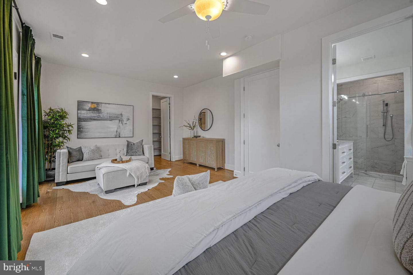 3410 MORRISON ST NW, WASHINGTON, District Of Columbia 20015, 6 Bedrooms Bedrooms, ,6 BathroomsBathrooms,Residential,For sale,3410 MORRISON ST NW,DCDC2191334 MLS # DCDC2191334