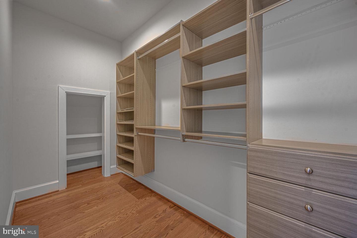 3410 MORRISON ST NW, WASHINGTON, District Of Columbia 20015, 6 Bedrooms Bedrooms, ,6 BathroomsBathrooms,Residential,For sale,3410 MORRISON ST NW,DCDC2191334 MLS # DCDC2191334