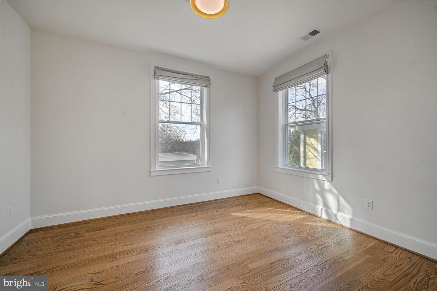 3410 MORRISON ST NW, WASHINGTON, District Of Columbia 20015, 6 Bedrooms Bedrooms, ,6 BathroomsBathrooms,Residential,For sale,3410 MORRISON ST NW,DCDC2191334 MLS # DCDC2191334