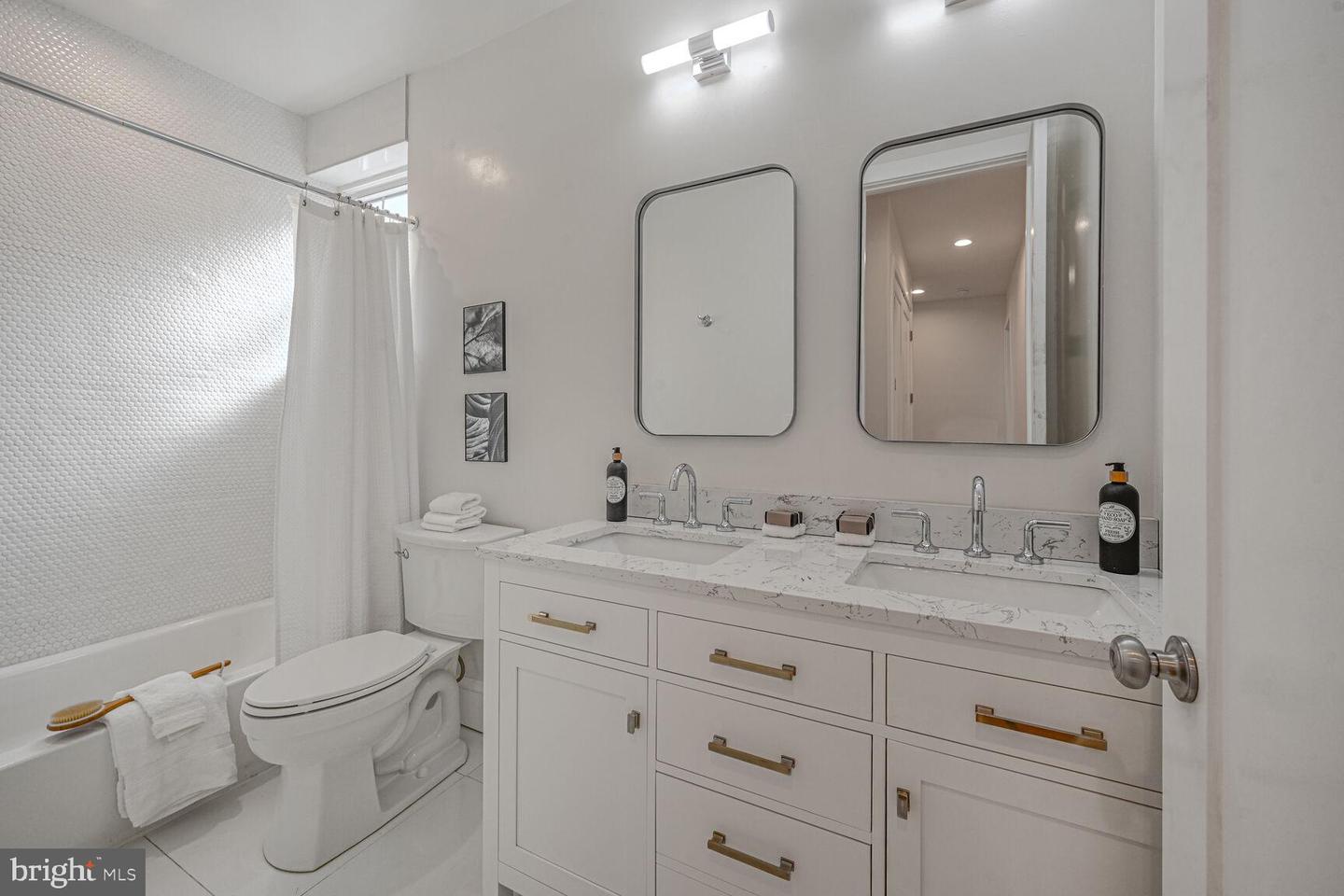 3410 MORRISON ST NW, WASHINGTON, District Of Columbia 20015, 6 Bedrooms Bedrooms, ,6 BathroomsBathrooms,Residential,For sale,3410 MORRISON ST NW,DCDC2191334 MLS # DCDC2191334