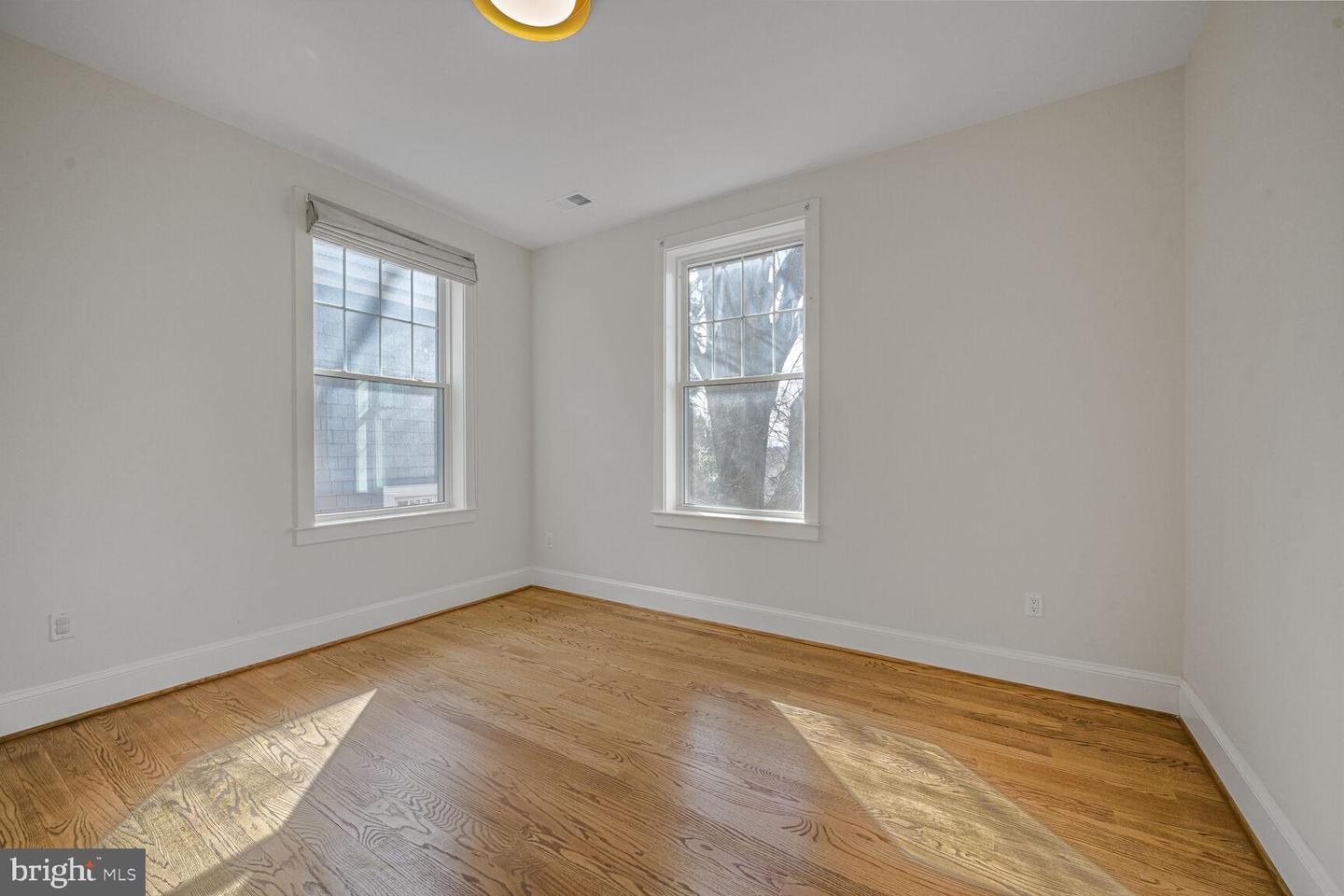 3410 MORRISON ST NW, WASHINGTON, District Of Columbia 20015, 6 Bedrooms Bedrooms, ,6 BathroomsBathrooms,Residential,For sale,3410 MORRISON ST NW,DCDC2191334 MLS # DCDC2191334