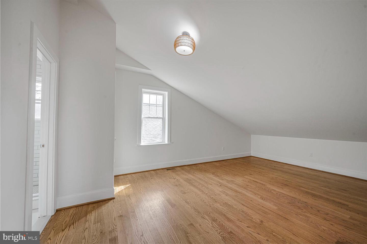 3410 MORRISON ST NW, WASHINGTON, District Of Columbia 20015, 6 Bedrooms Bedrooms, ,6 BathroomsBathrooms,Residential,For sale,3410 MORRISON ST NW,DCDC2191334 MLS # DCDC2191334