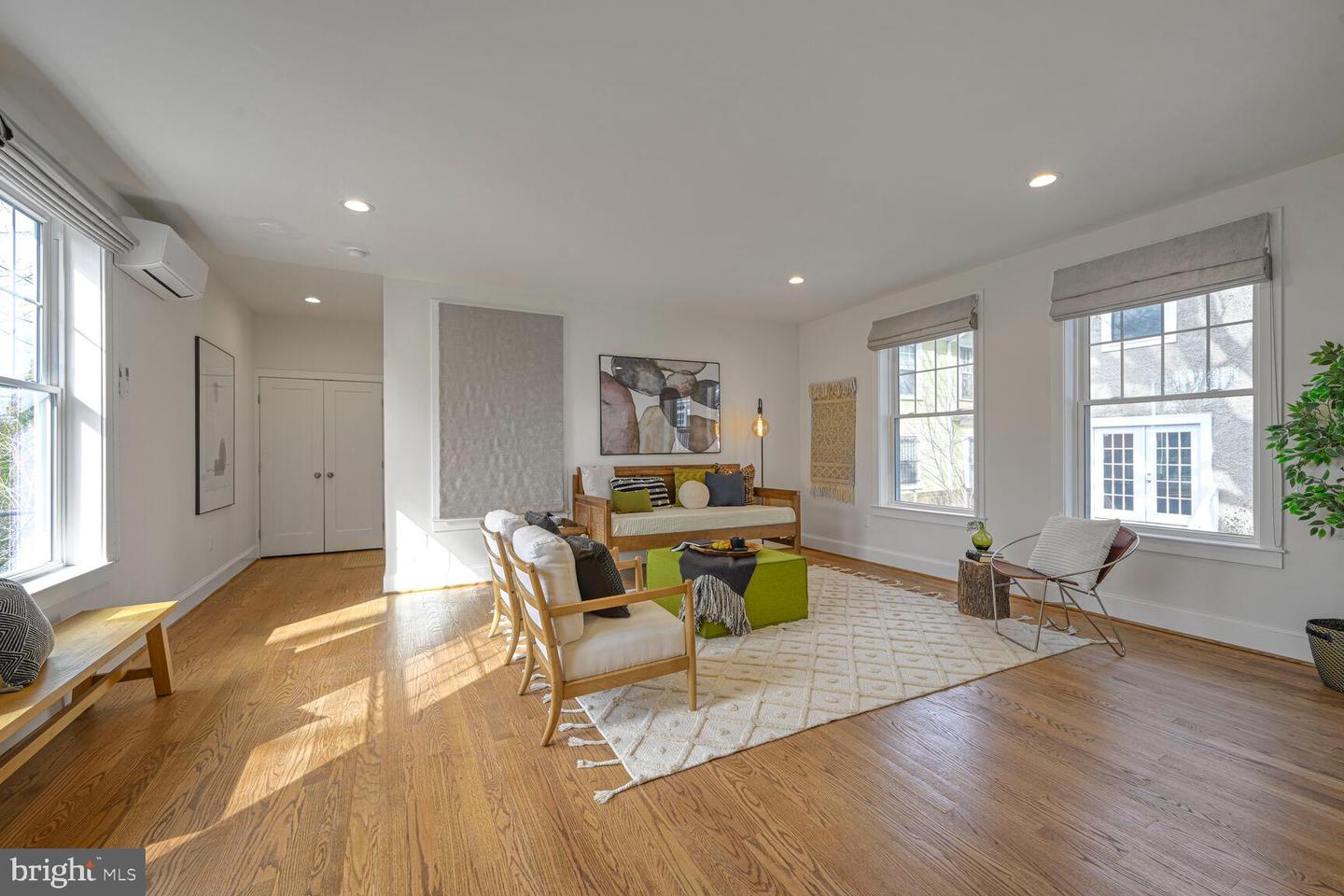 3410 MORRISON ST NW, WASHINGTON, District Of Columbia 20015, 6 Bedrooms Bedrooms, ,6 BathroomsBathrooms,Residential,For sale,3410 MORRISON ST NW,DCDC2191334 MLS # DCDC2191334