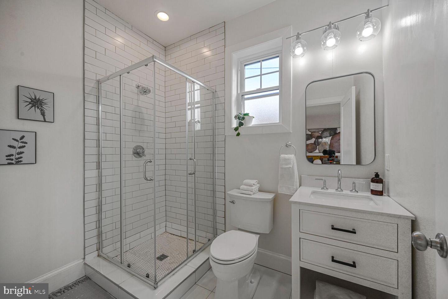 3410 MORRISON ST NW, WASHINGTON, District Of Columbia 20015, 6 Bedrooms Bedrooms, ,6 BathroomsBathrooms,Residential,For sale,3410 MORRISON ST NW,DCDC2191334 MLS # DCDC2191334