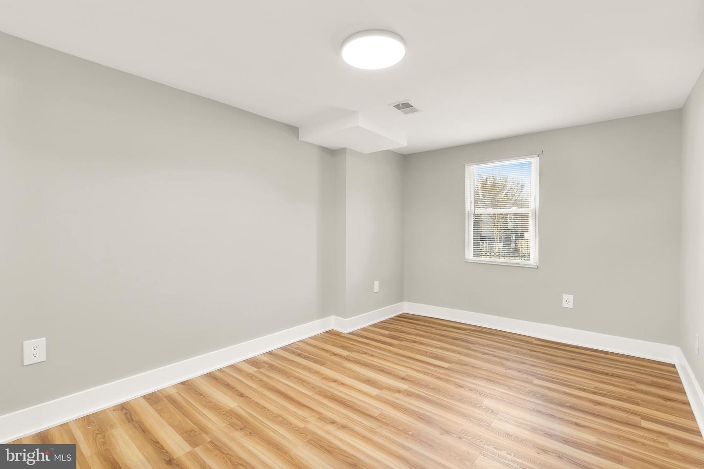 4120 14TH ST NW #B4, WASHINGTON, District Of Columbia 20011, 2 Bedrooms Bedrooms, ,1 BathroomBathrooms,Residential,For sale,4120 14TH ST NW #B4,DCDC2191420 MLS # DCDC2191420