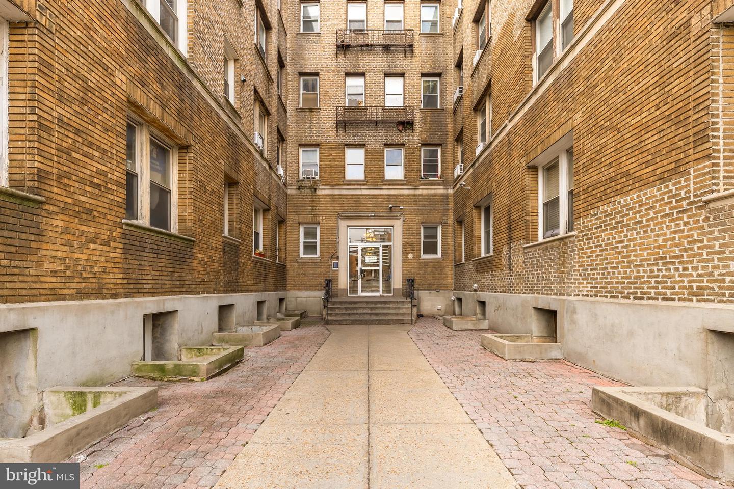 4120 14TH ST NW #B4, WASHINGTON, District Of Columbia 20011, 2 Bedrooms Bedrooms, ,1 BathroomBathrooms,Residential,For sale,4120 14TH ST NW #B4,DCDC2191420 MLS # DCDC2191420