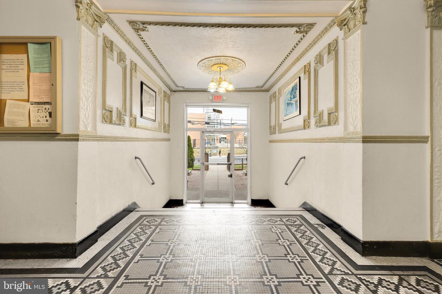 4120 14TH ST NW #B4, WASHINGTON, District Of Columbia 20011, 2 Bedrooms Bedrooms, ,1 BathroomBathrooms,Residential,For sale,4120 14TH ST NW #B4,DCDC2191420 MLS # DCDC2191420