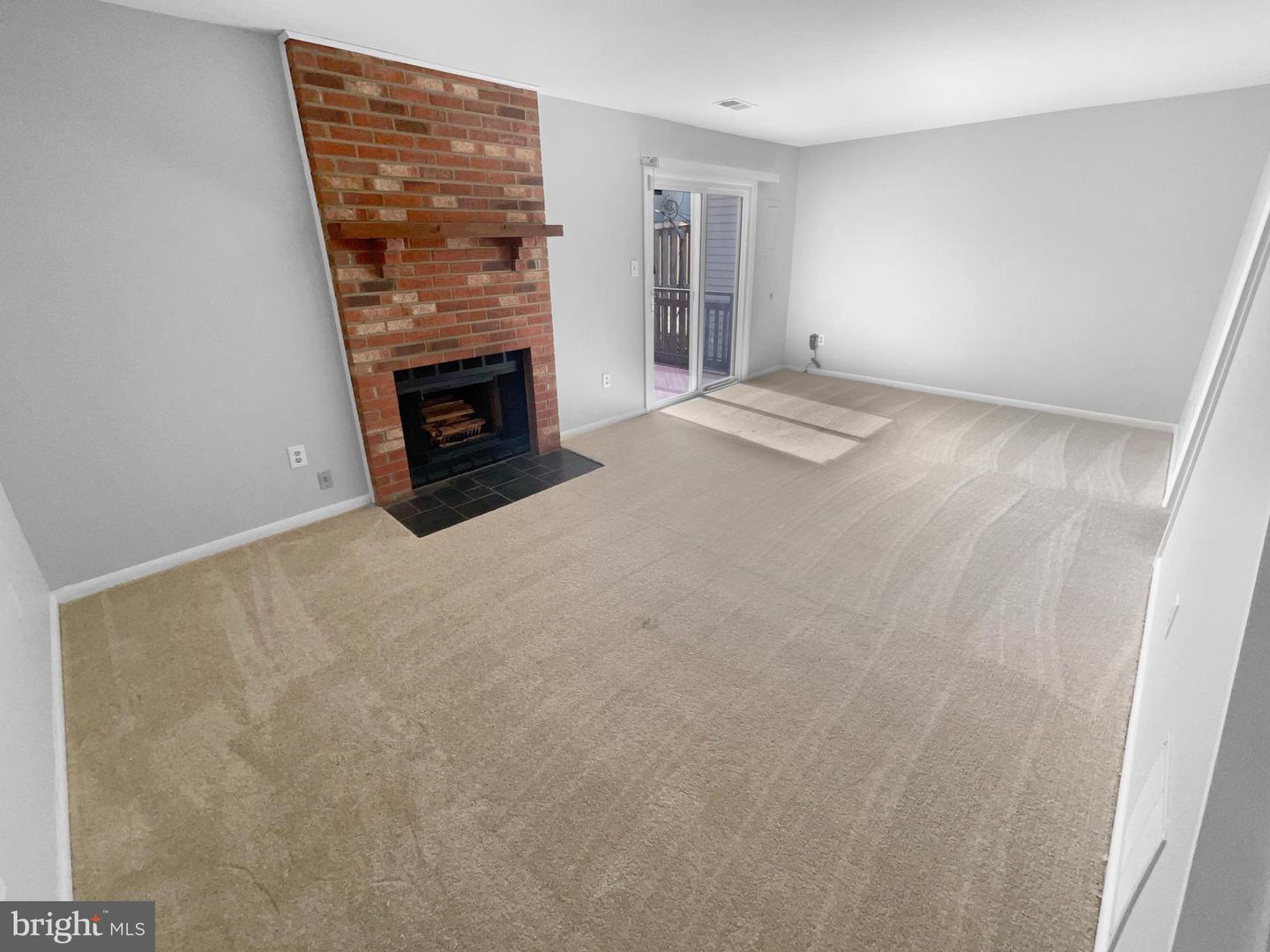 12925 ROUTE 50, FAIRFAX, Virginia 22033, 3 Bedrooms Bedrooms, ,2 BathroomsBathrooms,Residential,For sale,12925 ROUTE 50,VAFX2229260 MLS # VAFX2229260