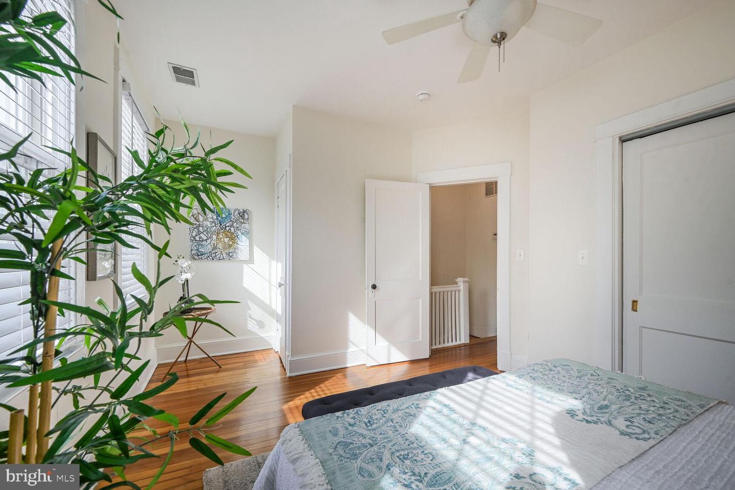 2019 37TH ST NW, WASHINGTON, District Of Columbia 20007, 2 Bedrooms Bedrooms, ,1 BathroomBathrooms,Residential,For sale,2019 37TH ST NW,DCDC2191462 MLS # DCDC2191462