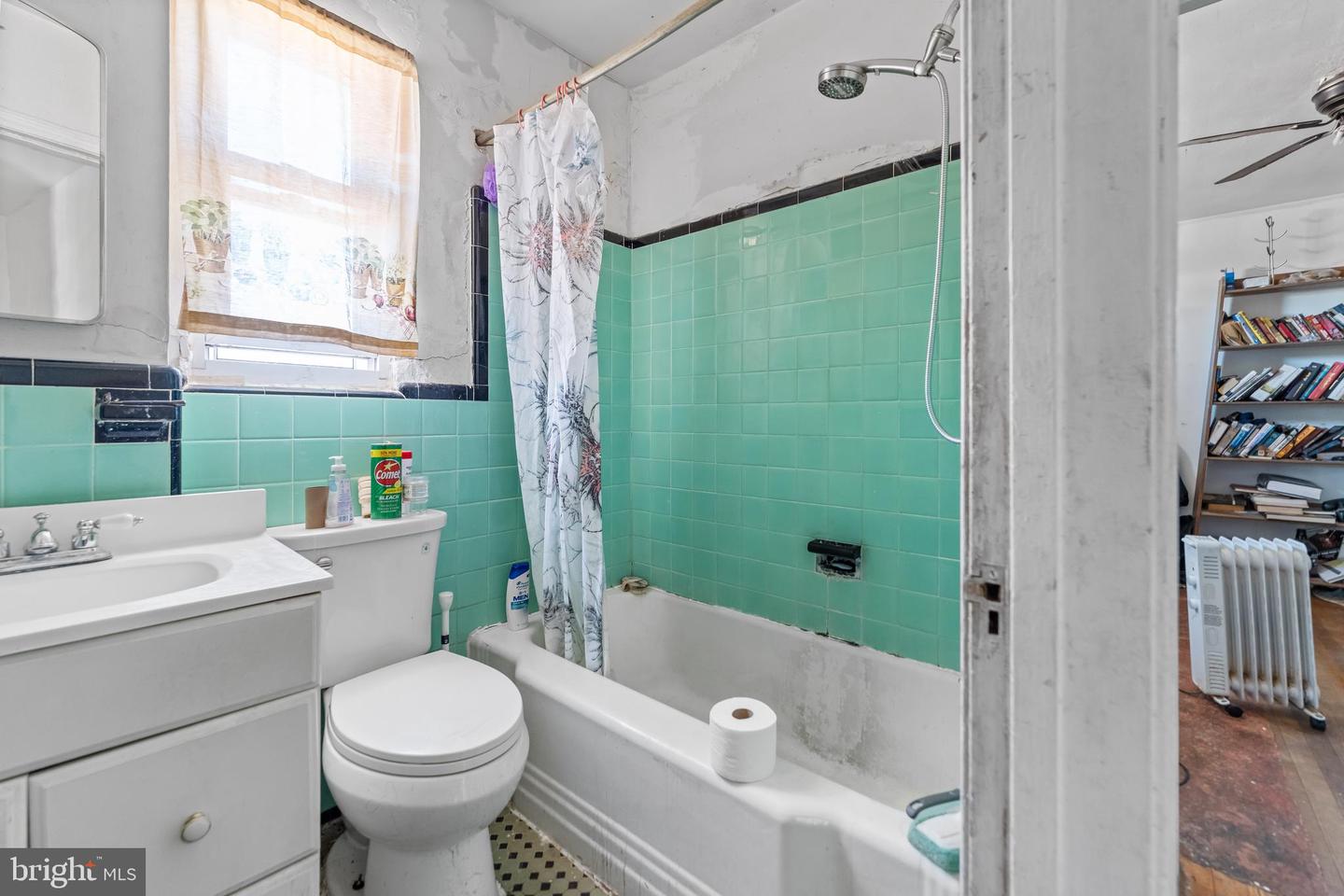 1511 MONTANA AVE NE, WASHINGTON, District Of Columbia 20018, 3 Bedrooms Bedrooms, ,1 BathroomBathrooms,Residential,For sale,1511 MONTANA AVE NE,DCDC2189298 MLS # DCDC2189298