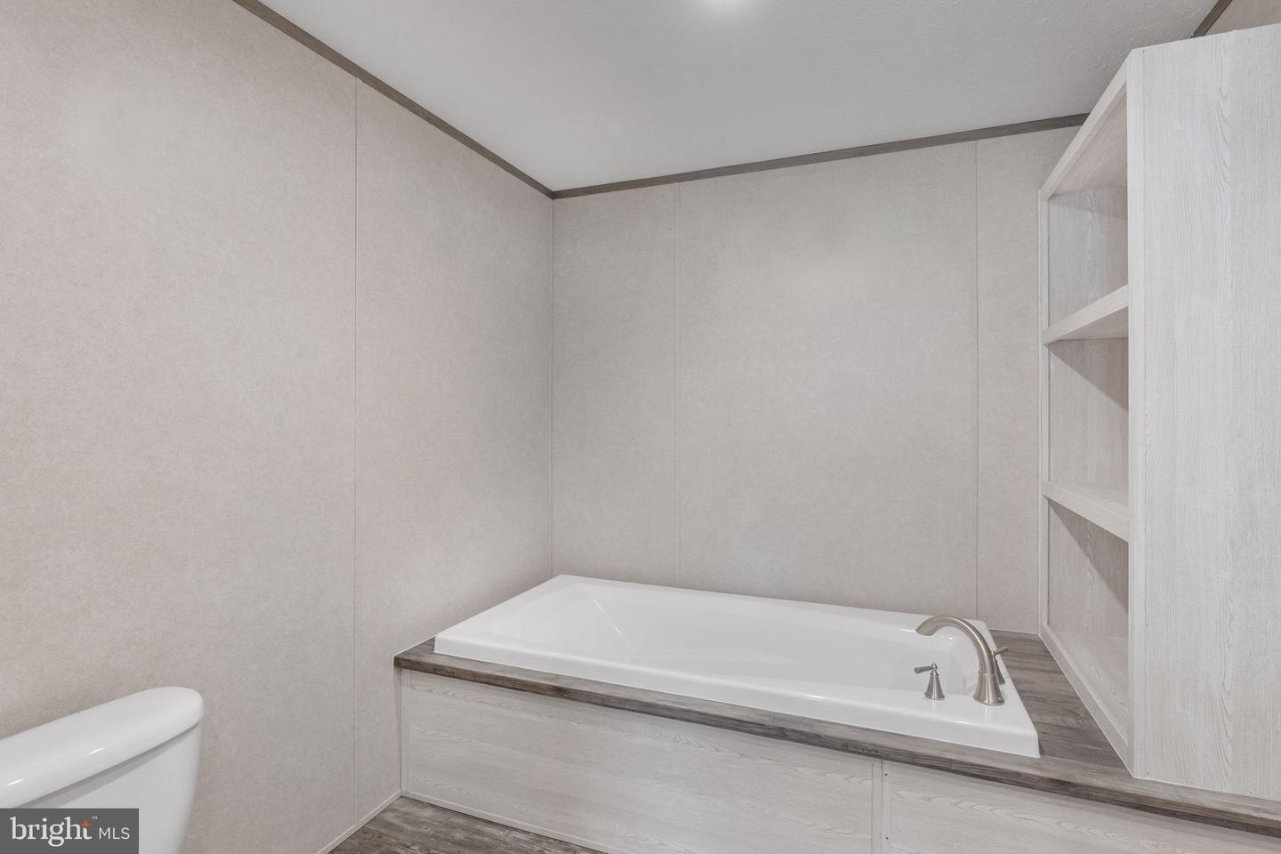 304 LUCKETTS ALY, GORDONSVILLE, Virginia 22942, 3 Bedrooms Bedrooms, ,2 BathroomsBathrooms,Residential,For sale,304 LUCKETTS ALY,VAOR2009178 MLS # VAOR2009178