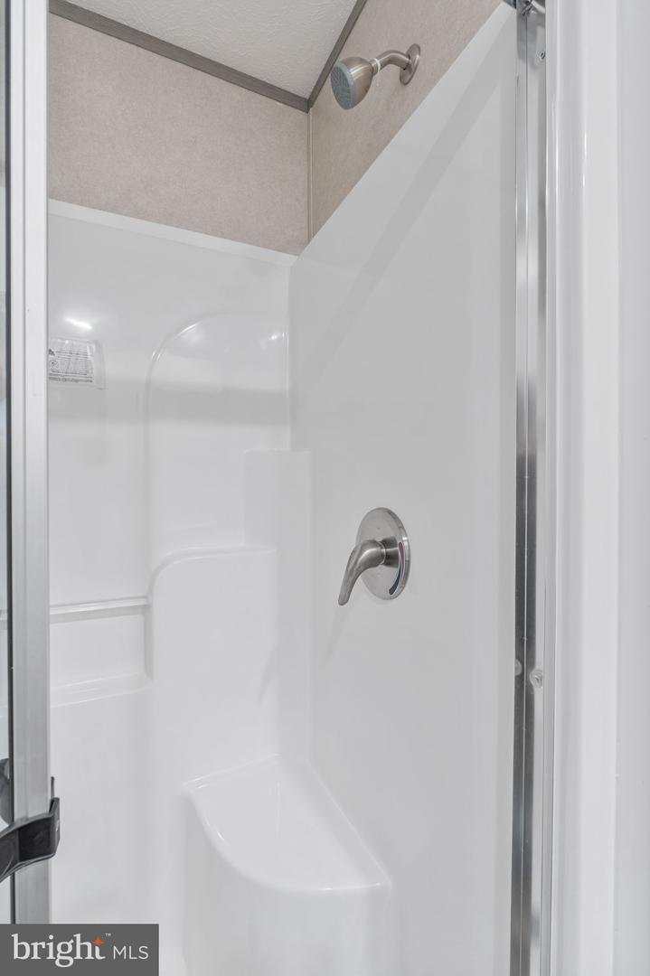 304 LUCKETTS ALY, GORDONSVILLE, Virginia 22942, 3 Bedrooms Bedrooms, ,2 BathroomsBathrooms,Residential,For sale,304 LUCKETTS ALY,VAOR2009178 MLS # VAOR2009178