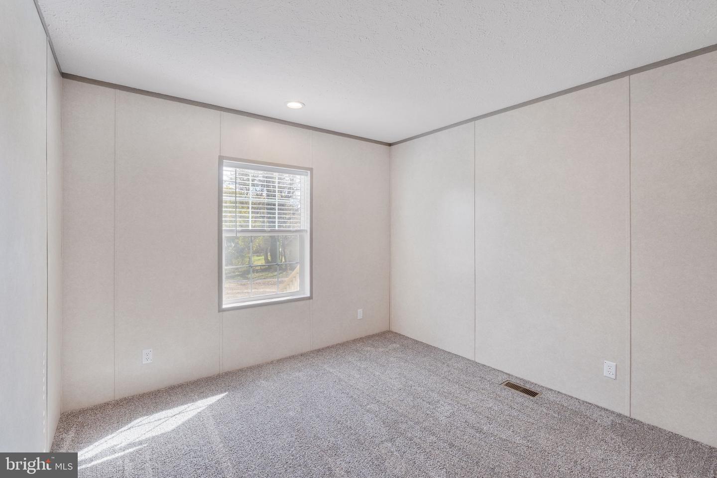 304 LUCKETTS ALY, GORDONSVILLE, Virginia 22942, 3 Bedrooms Bedrooms, ,2 BathroomsBathrooms,Residential,For sale,304 LUCKETTS ALY,VAOR2009178 MLS # VAOR2009178