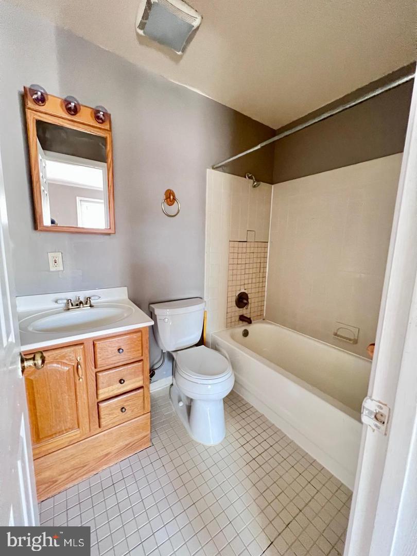 2904 11TH ST NW, WASHINGTON, District Of Columbia 20001, 5 Bedrooms Bedrooms, 5 Rooms Rooms,4 BathroomsBathrooms,Residential,For sale,2904 11TH ST NW,DCDC2191270 MLS # DCDC2191270