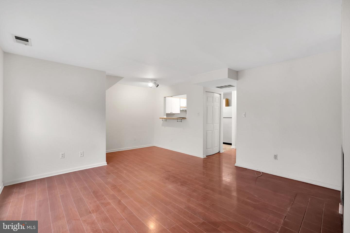 2904 11TH ST NW, WASHINGTON, District Of Columbia 20001, 5 Bedrooms Bedrooms, 5 Rooms Rooms,4 BathroomsBathrooms,Residential,For sale,2904 11TH ST NW,DCDC2191270 MLS # DCDC2191270