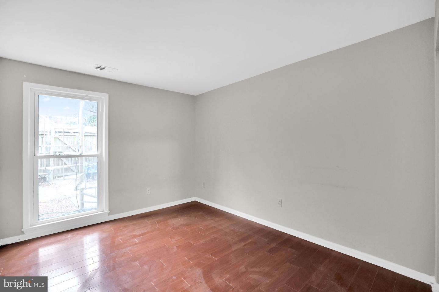 2904 11TH ST NW, WASHINGTON, District Of Columbia 20001, 5 Bedrooms Bedrooms, 5 Rooms Rooms,4 BathroomsBathrooms,Residential,For sale,2904 11TH ST NW,DCDC2191270 MLS # DCDC2191270